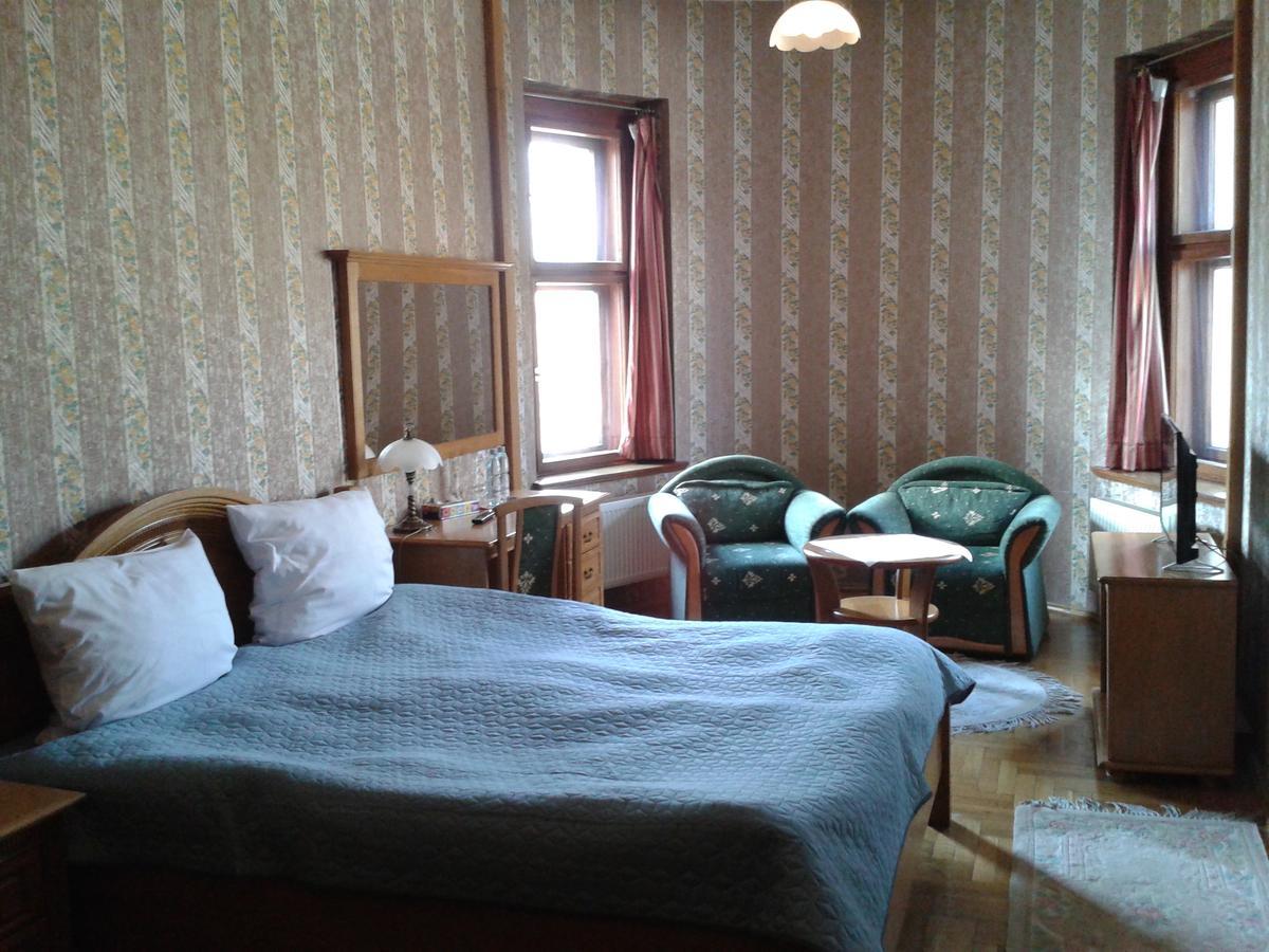 Rezydencja Jankow Ilowa Bagian luar foto